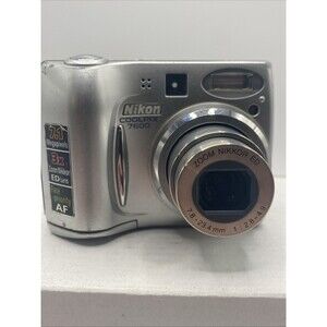 Nikon Coolpix 7600 E7600 7.1MP Digital Camera Silver 3x Zoom TESTED Works READ